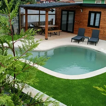 Apartment Cabana Con Piscina, Urb. Privada. Playa. Carrio (Gijon, Asturias)